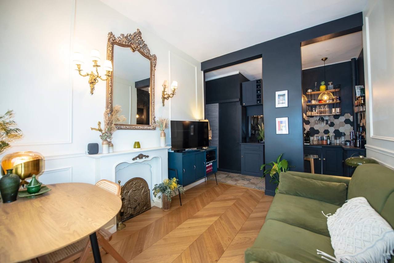 2к квартира в Clichy, suburb, 1400.00 EUR, photo 2