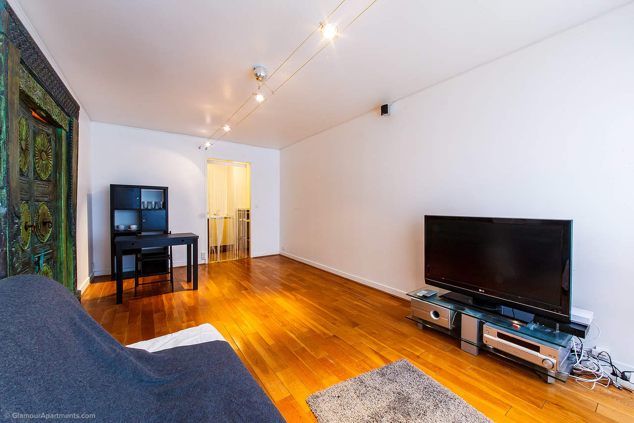 Studio in the 11th arrondissement, 11, 1350.00 EUR, photo 2