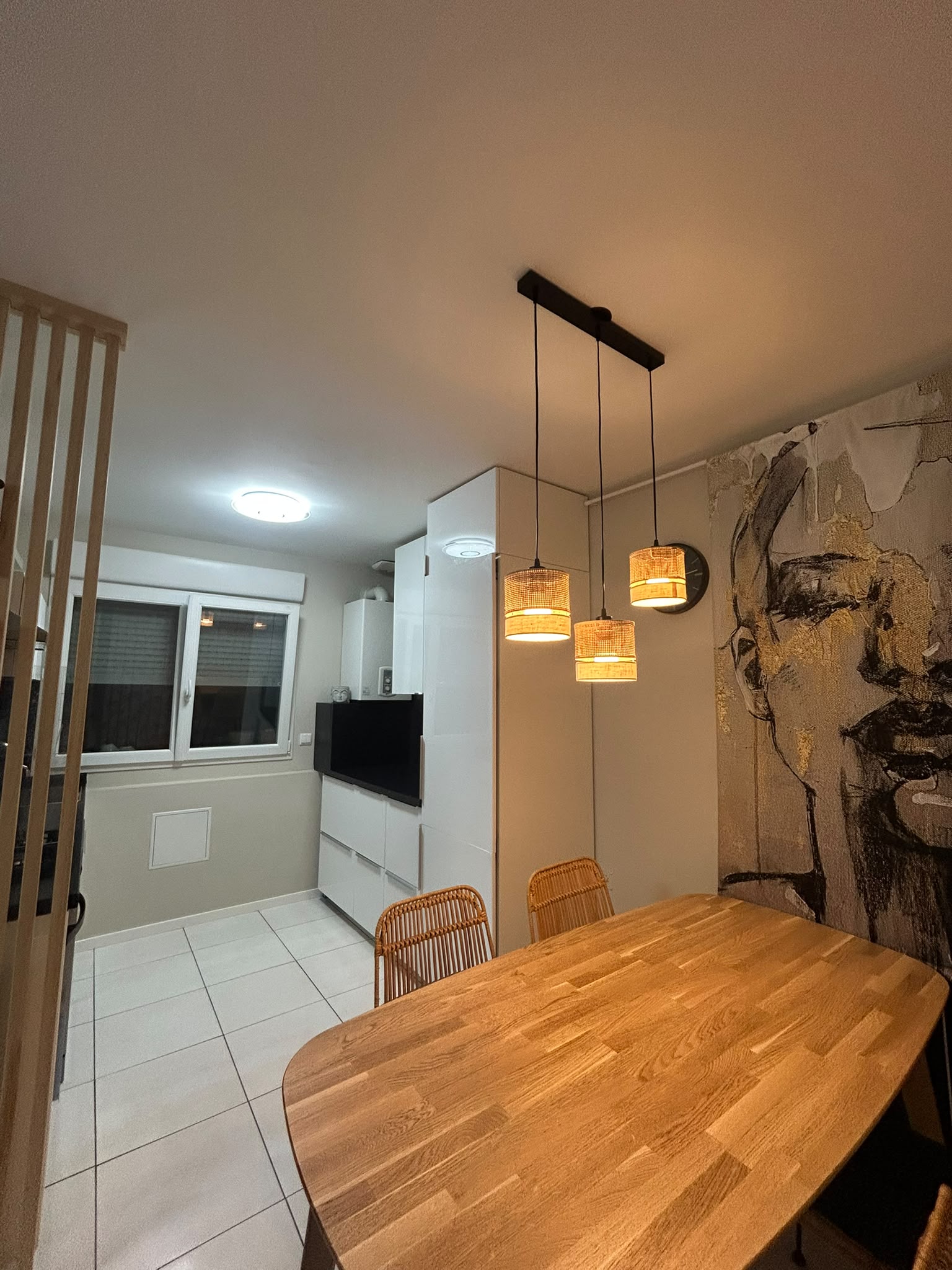 Casa con jardín en Avon, suburb, 1500.00 EUR, photo 3