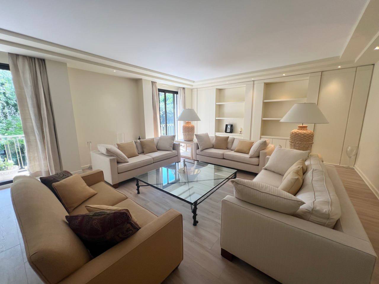 Большая 4-к квартира, 16 район, 16, 5000.00 EUR, photo 2