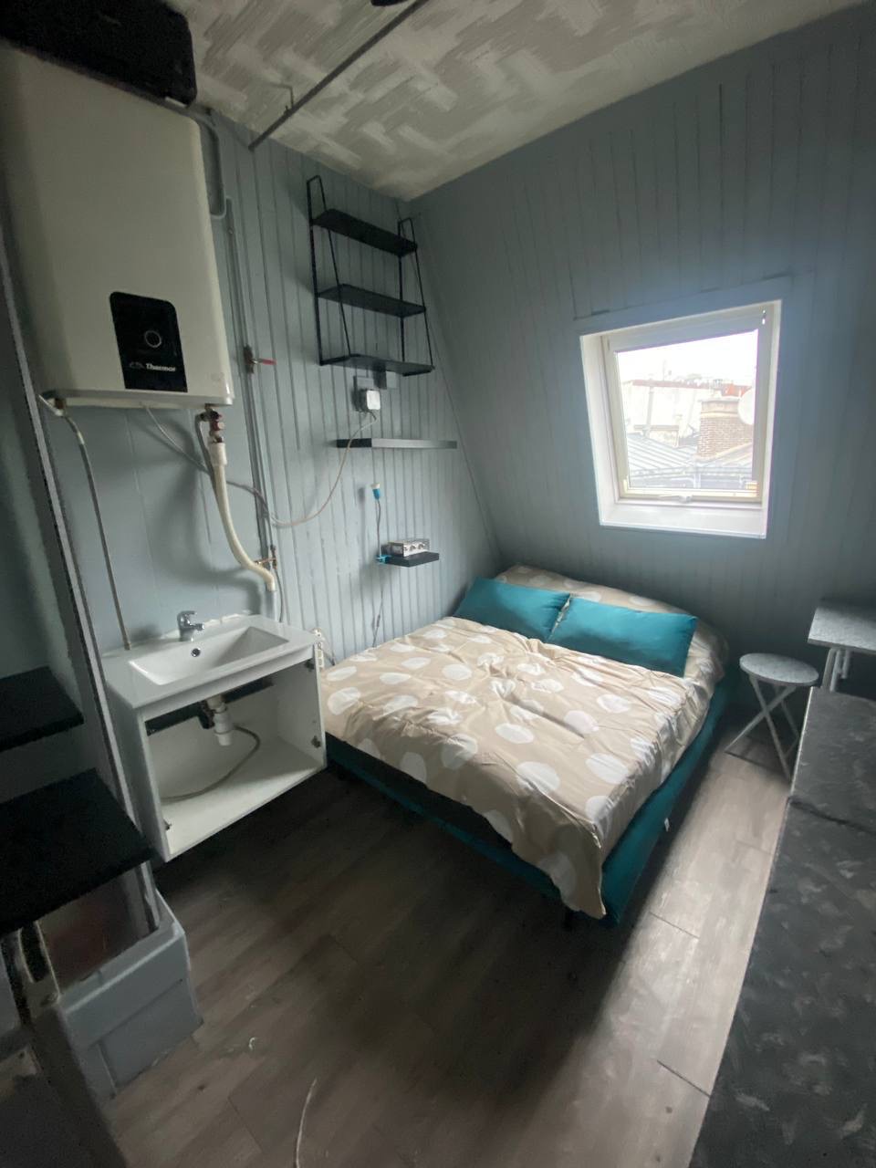Chambre de bonne в 8-му, 08, 650.00 EUR