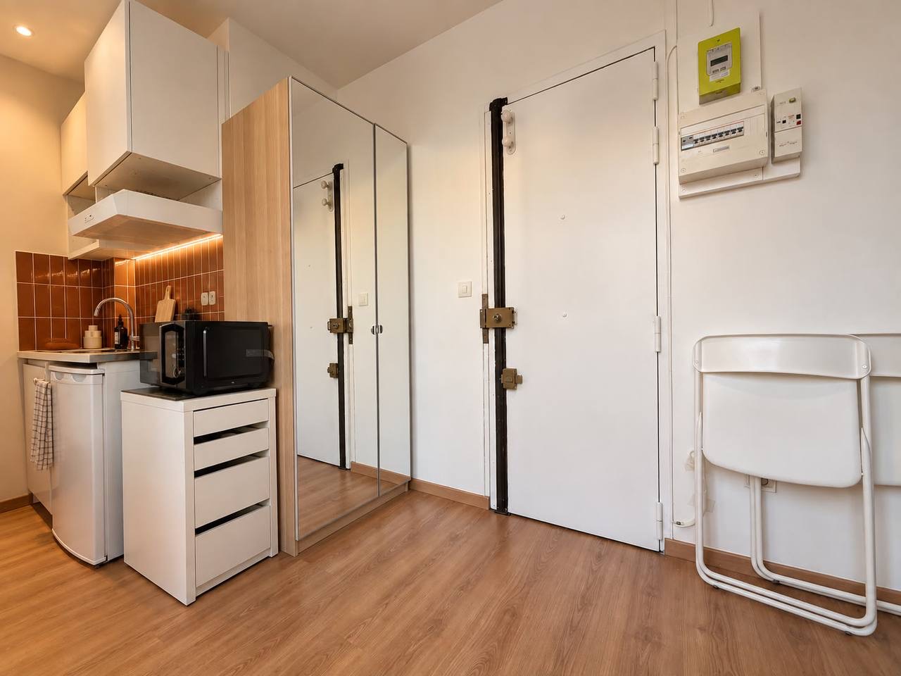 Студия в 17ом (Париж), 17, 1200.00 EUR, photo 2