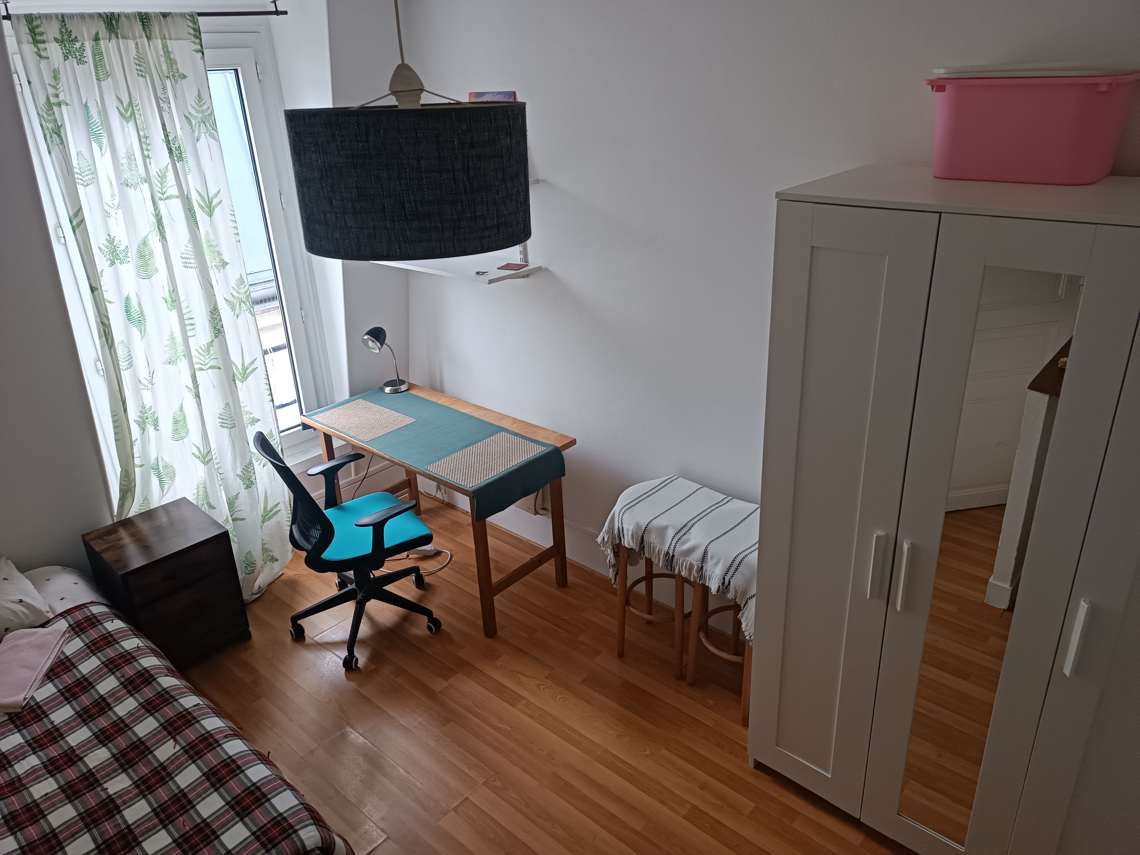 Appartement - Studio 15ème, 01, 1100.00 EUR