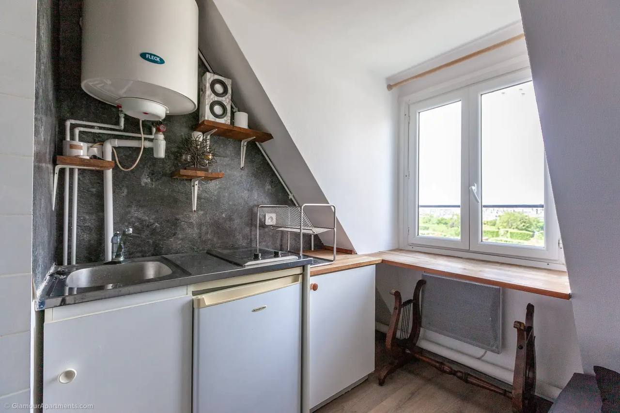 Studio avec Vue sur la Tour, 07, 850.00 EUR, photo 4