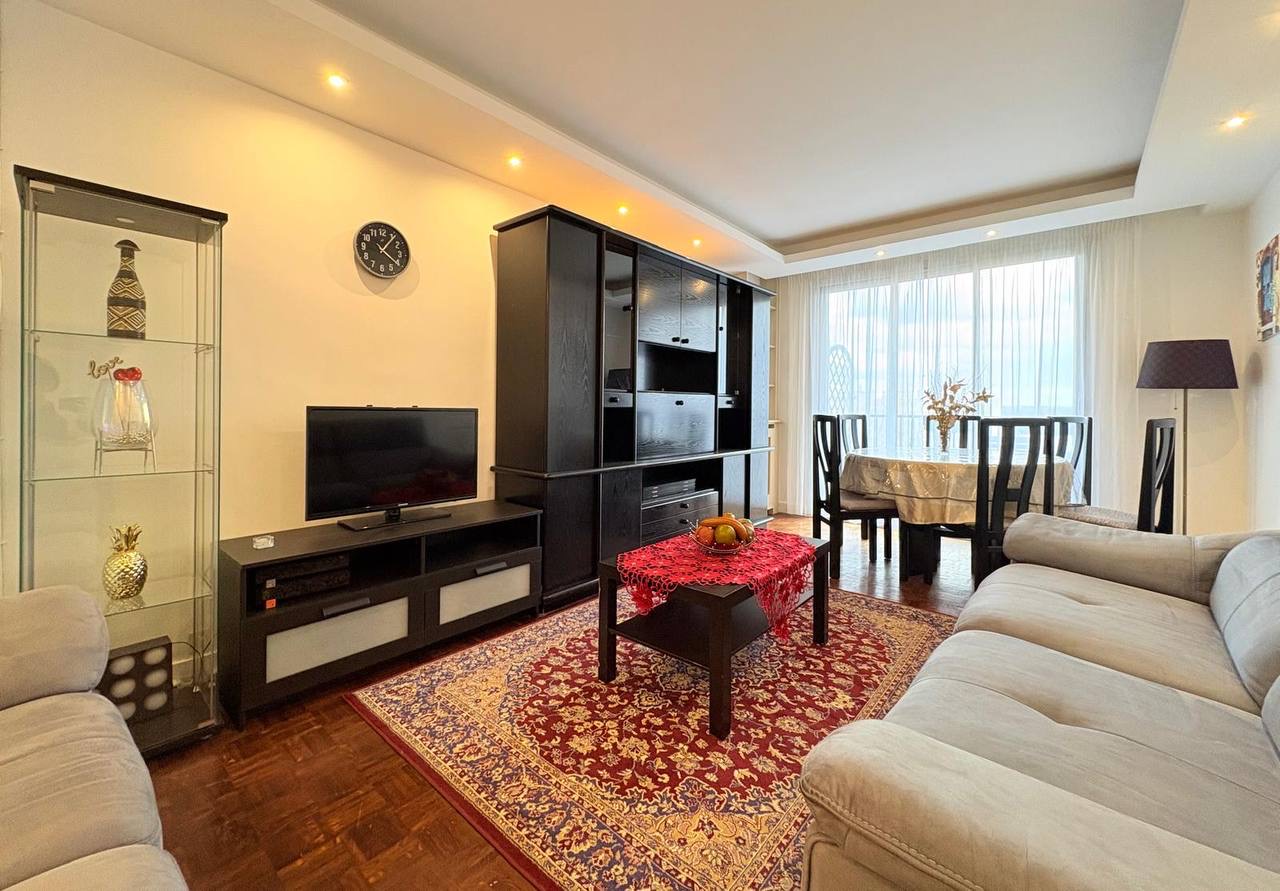 Apartamento en Champigny, suburb, 1700.00 EUR, photo 3