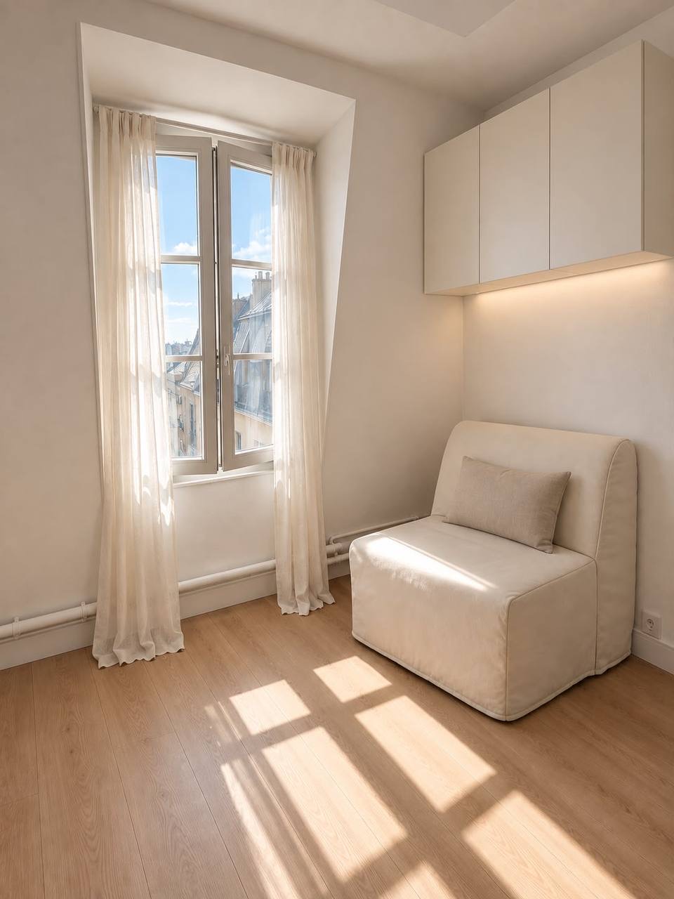 Студия в 17ом (Париж), 17, 700.00 EUR
