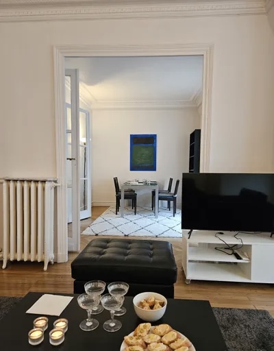 3-к квартира Paris 15, 15, 2500.00 EUR