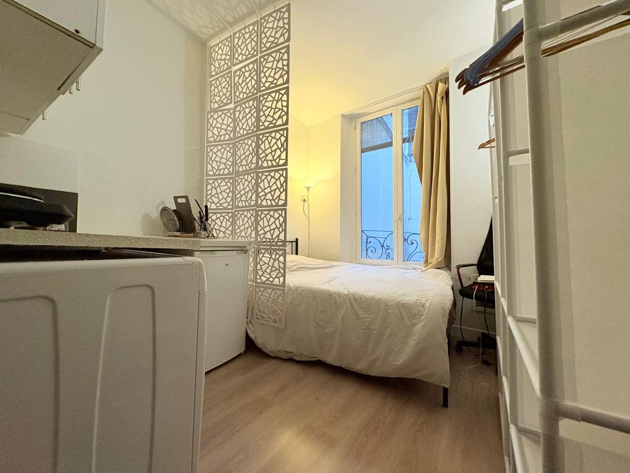 Estudio en el centro de París., 02, 1000.00 EUR