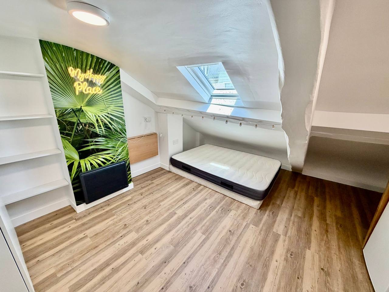 Estudio en el distrito 17 de París., 17, 840.00 EUR