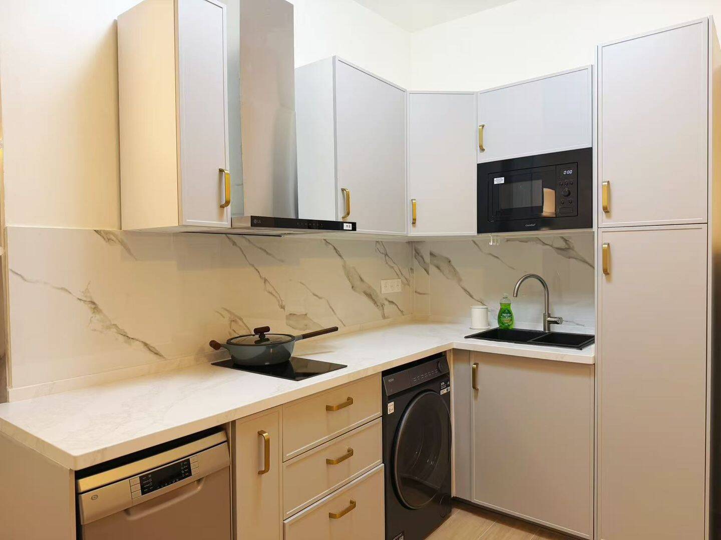 2-к квартира Париж 17, 17, 2380.00 EUR, photo 3