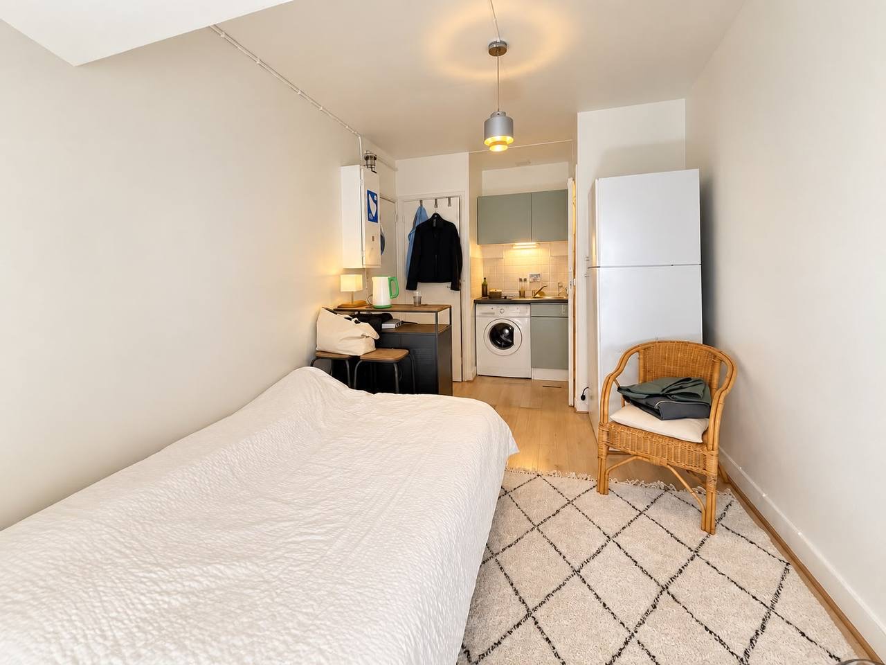 Студия в центре Парижа, 02, 1100.00 EUR, photo 2