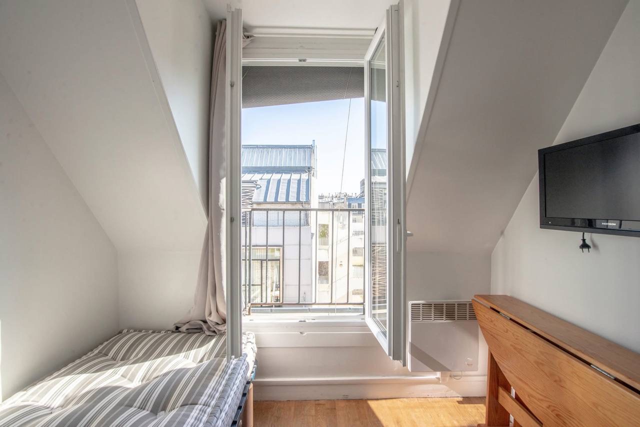 Studio with balcony, 15, 890.00 EUR, photo 4