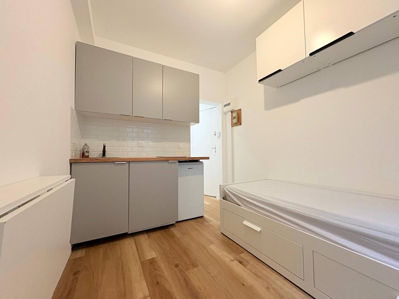 Студія у 9-му районі Парижа, 09, 1100.00 EUR
